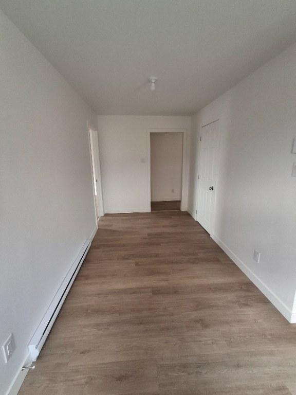 Logement 5 1/2 - 3e étage - refait à neuf - disponible immédiatement | 3280011