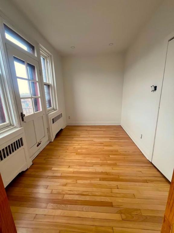 Grand 5 ½ rénové à louer – Snowdon – 3 chambres possibles – Métro à pied | 3281388