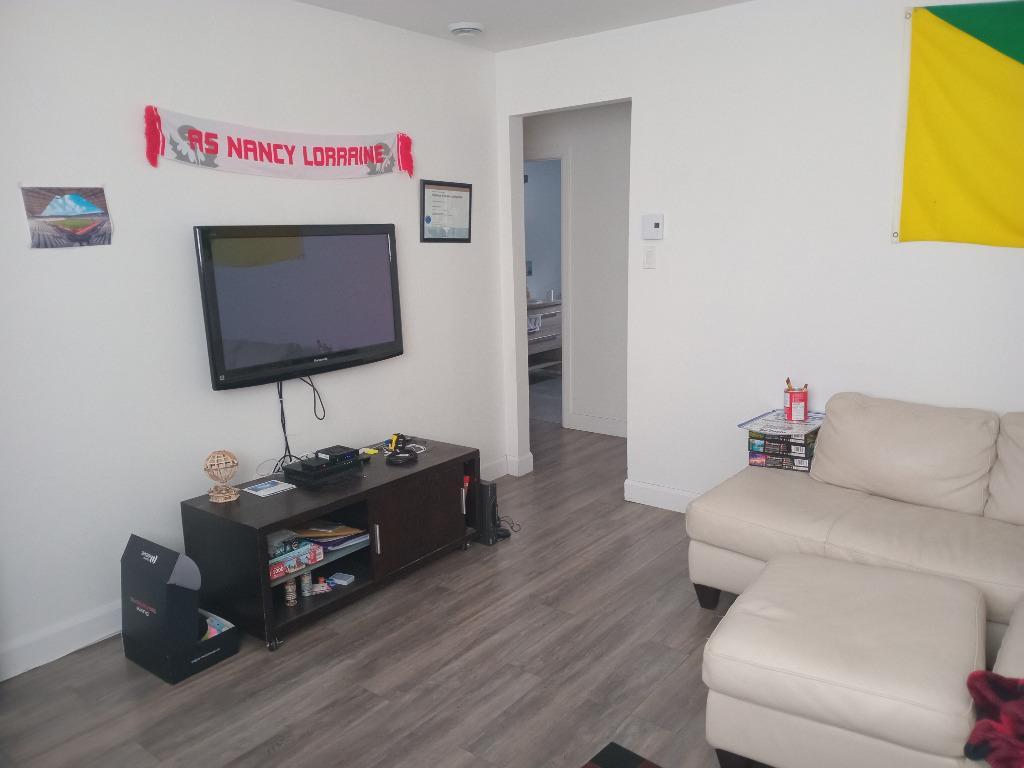 4 1/2 tout inclus, entièrement meublé à Stoneham - Libre le 1er juillet | 3281610