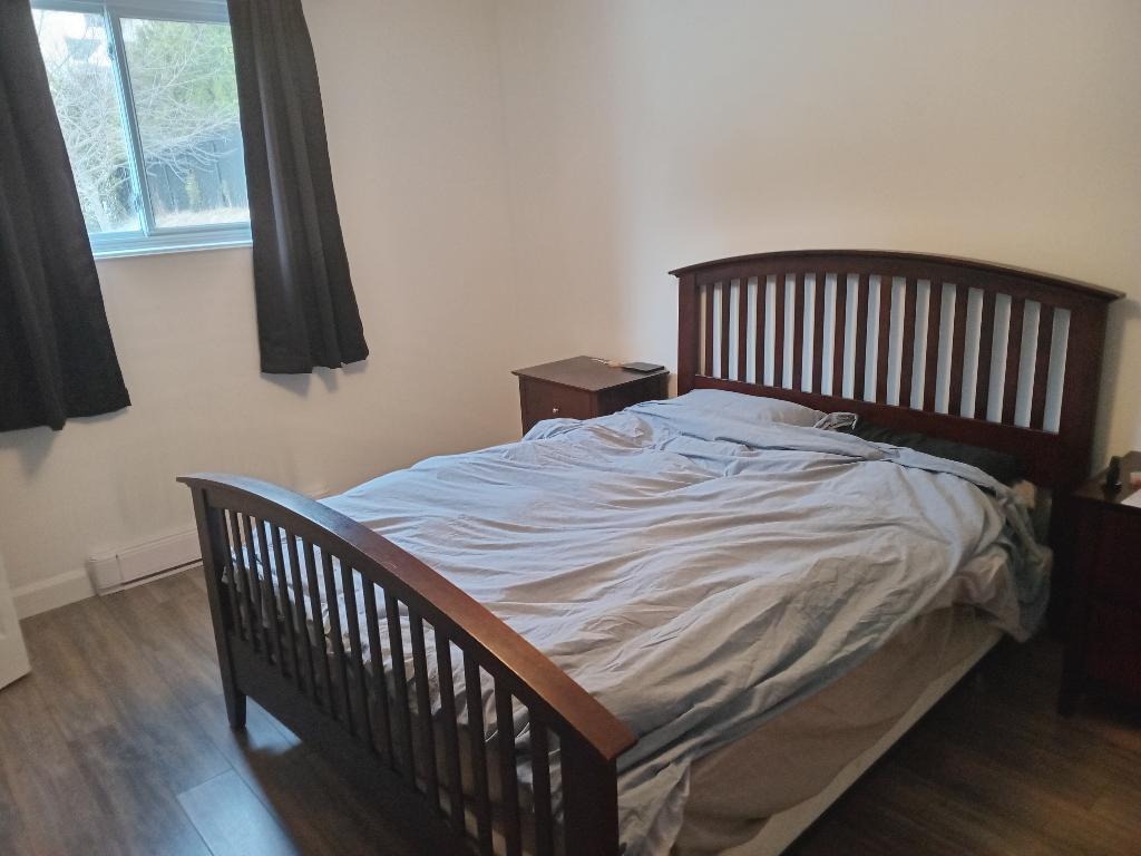 4 1/2 tout inclus, entièrement meublé à Stoneham - Libre le 1er juillet | 3281610