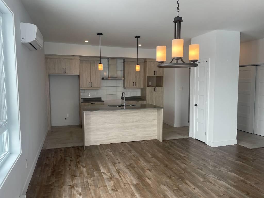 Très grand 4 ½ haut de gamme à louer – Construction récente – Immeuble 55 ans et plus | 3284392