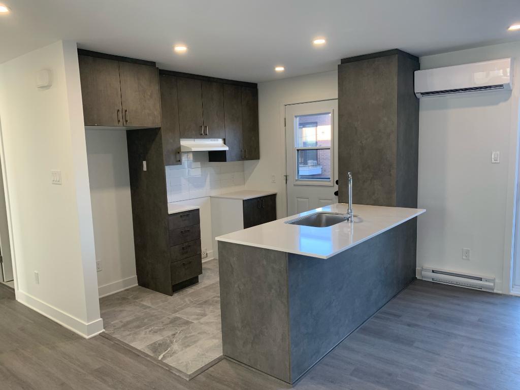 Grand 3 1/2 à Laval - Duvernay | 3284027