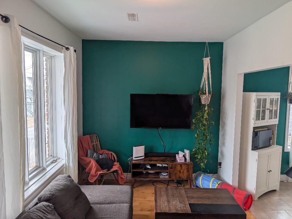 6-1/2 A SHAWINIGAN RUE LAVERGNE, CONTACTER- NOUS AU 514-377-7407 | 3276702