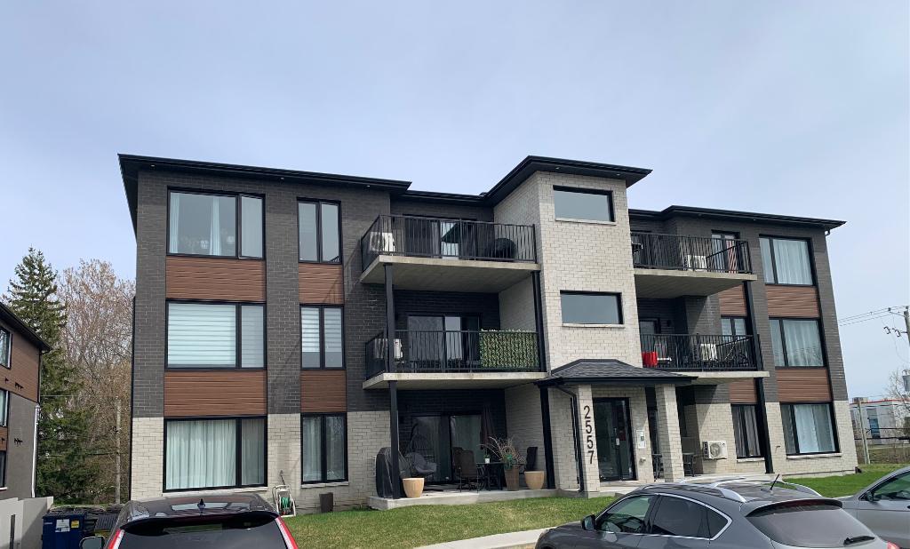 Grand 4 1/2 à louer avec ascenseur et garage - Saint-Césaire – 1200 pi² | 3278166