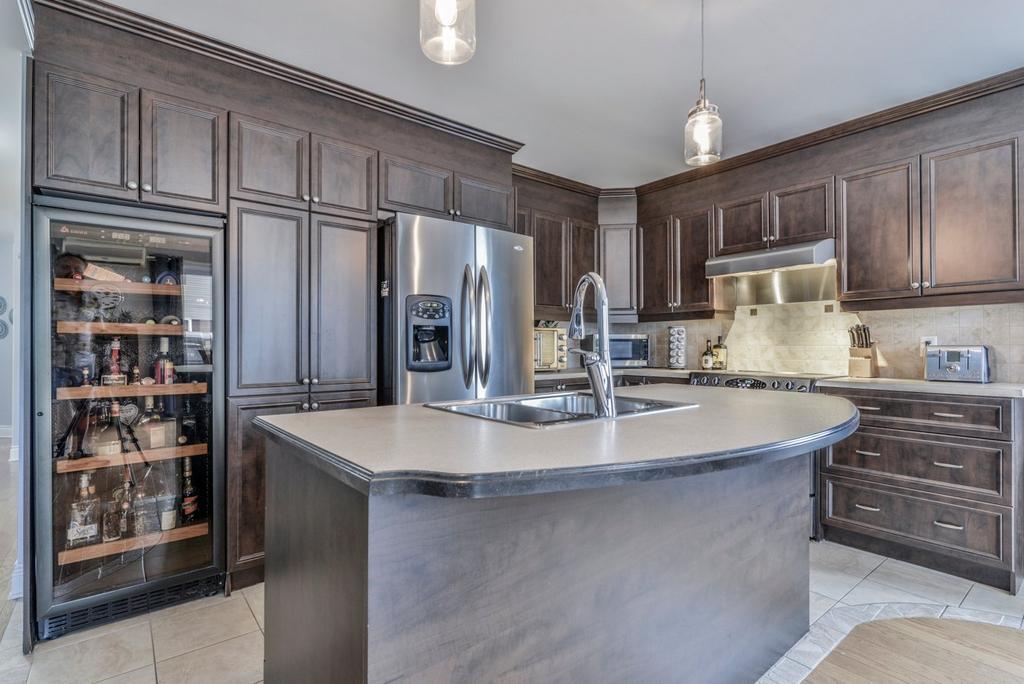 🏡 6½ à louer — Piscine creusée | Électros inclus | Animaux acceptés | 3278175