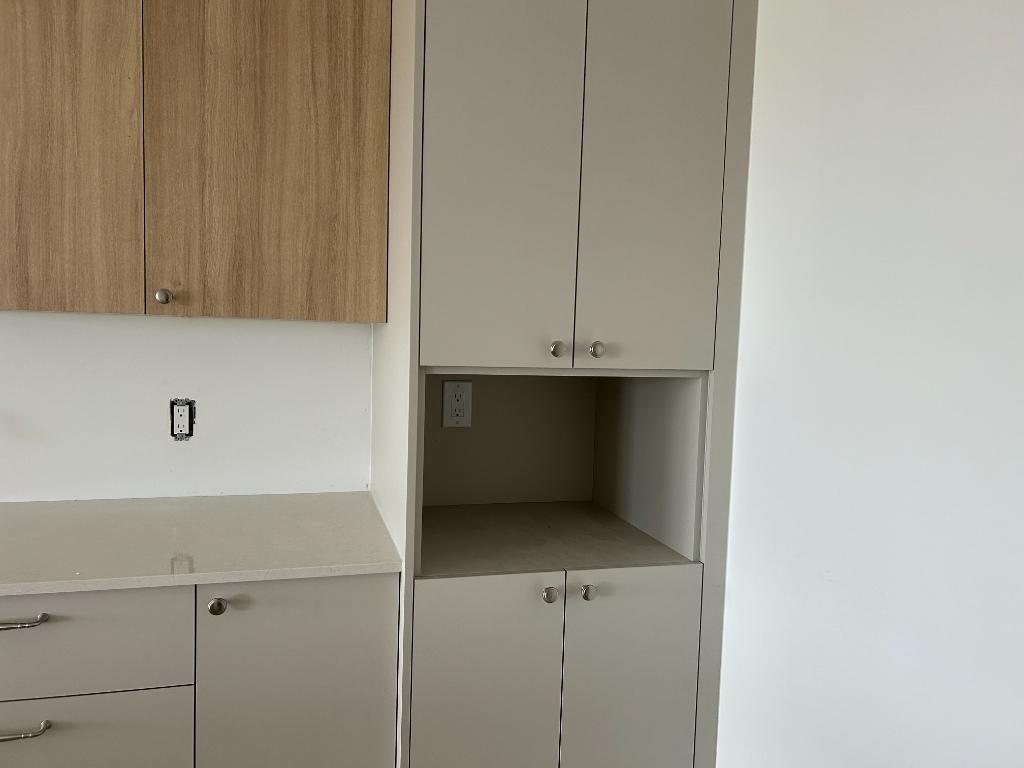 NEUF 4 ½ AVEC PIÈCE BUREAU FERMÉ À PARTIR 1550$ SABREVOIS | 3278738