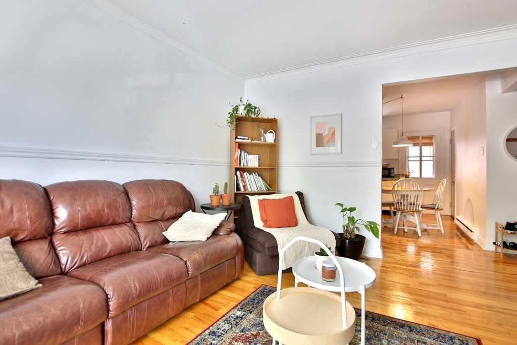 4 1/2 Vieux-Longueuil Haut de triplex | 3278739