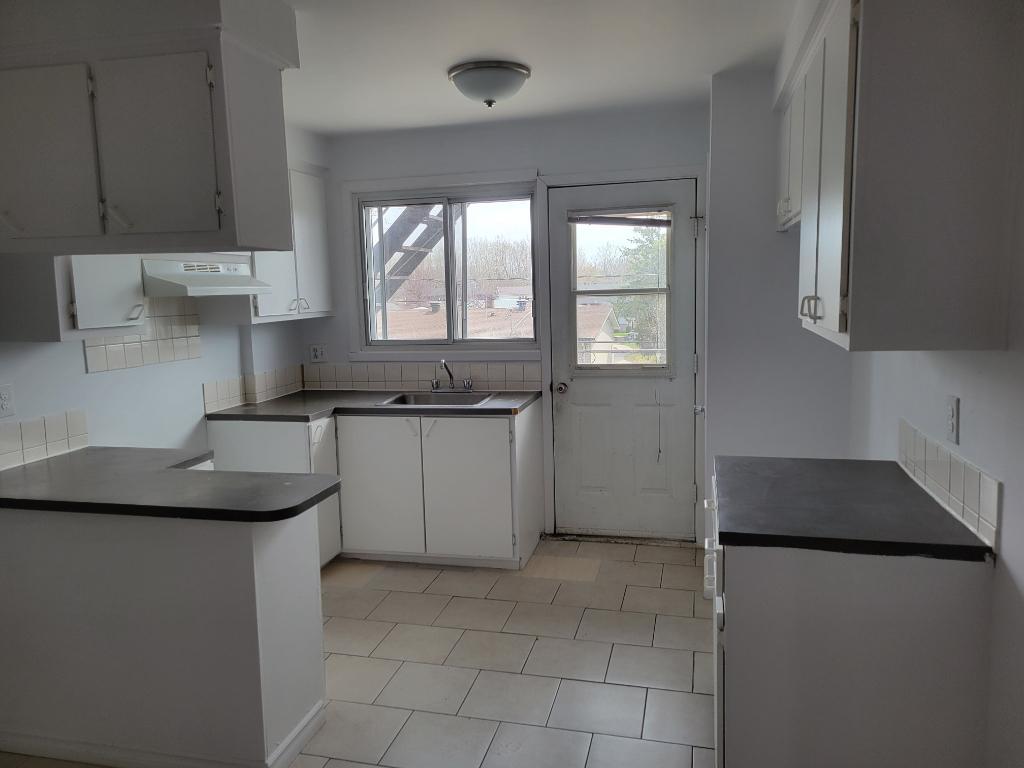 SUPERBE 5 1/2 ensoleillé | 3278745