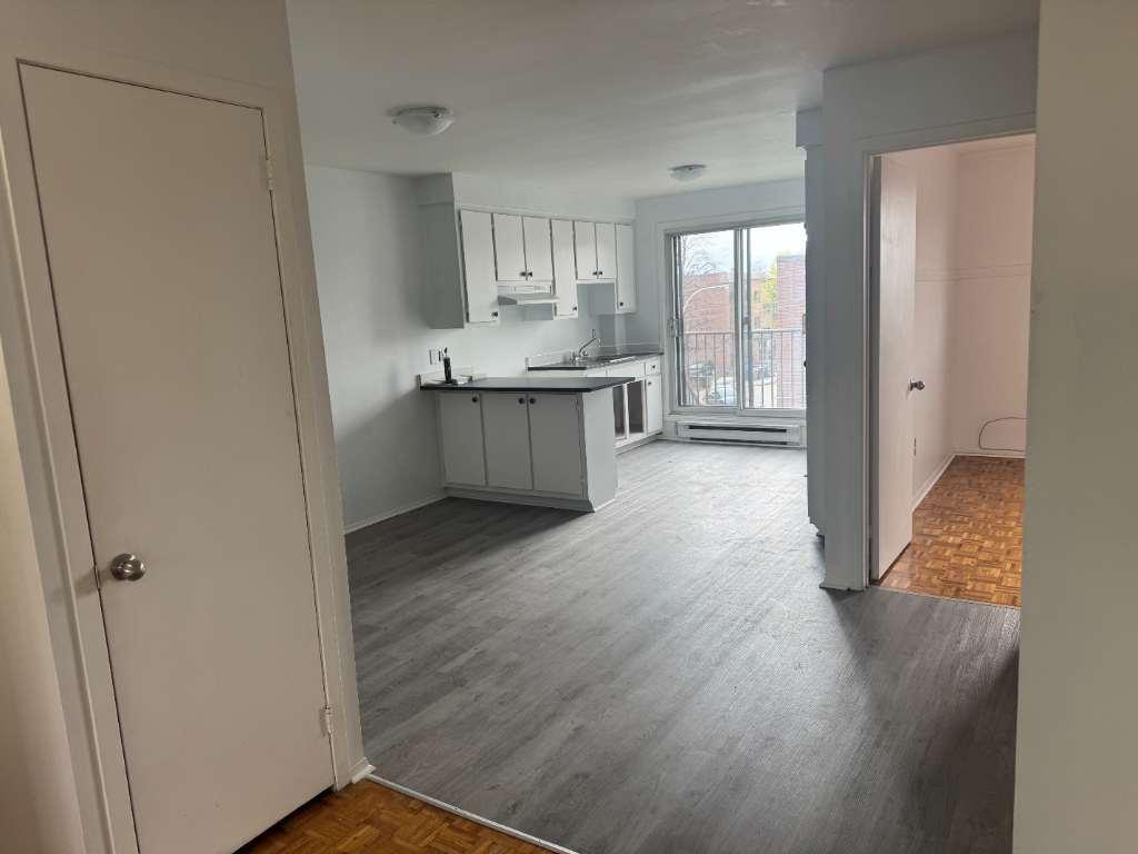 Laval-Des-Rapides, Grand 4 1/2 à louer | 3277874