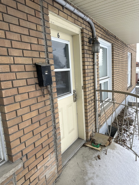 1/2 Près De L'UdeS Tout Inclus | 3263504