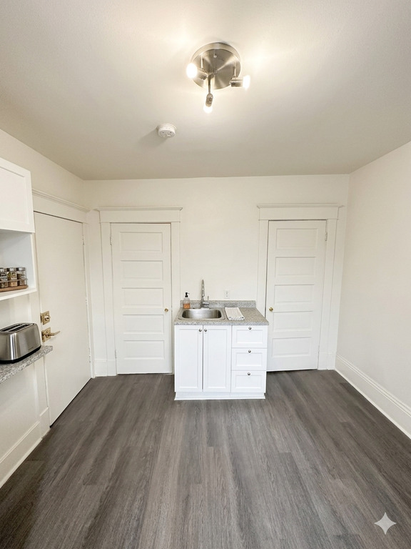 21/2 Près Du Cégep | 3263529