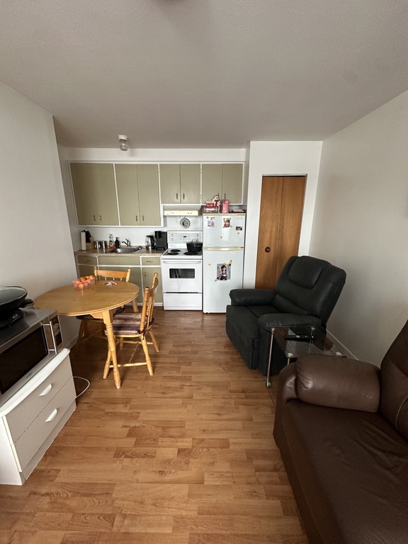 21/2 Près De L'udes | 3263530