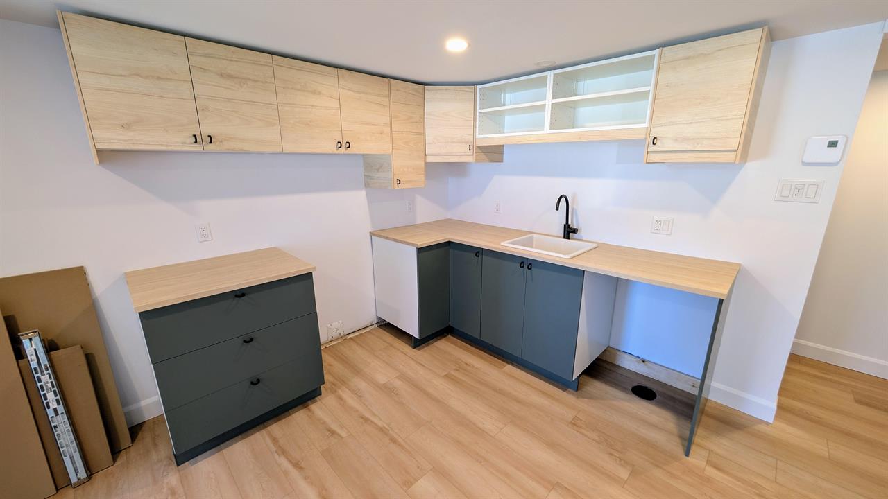 Immeuble - 448-456 Principale Nord Richmond 3 Et Demi Refait à Neuf - Richmond | 3263531