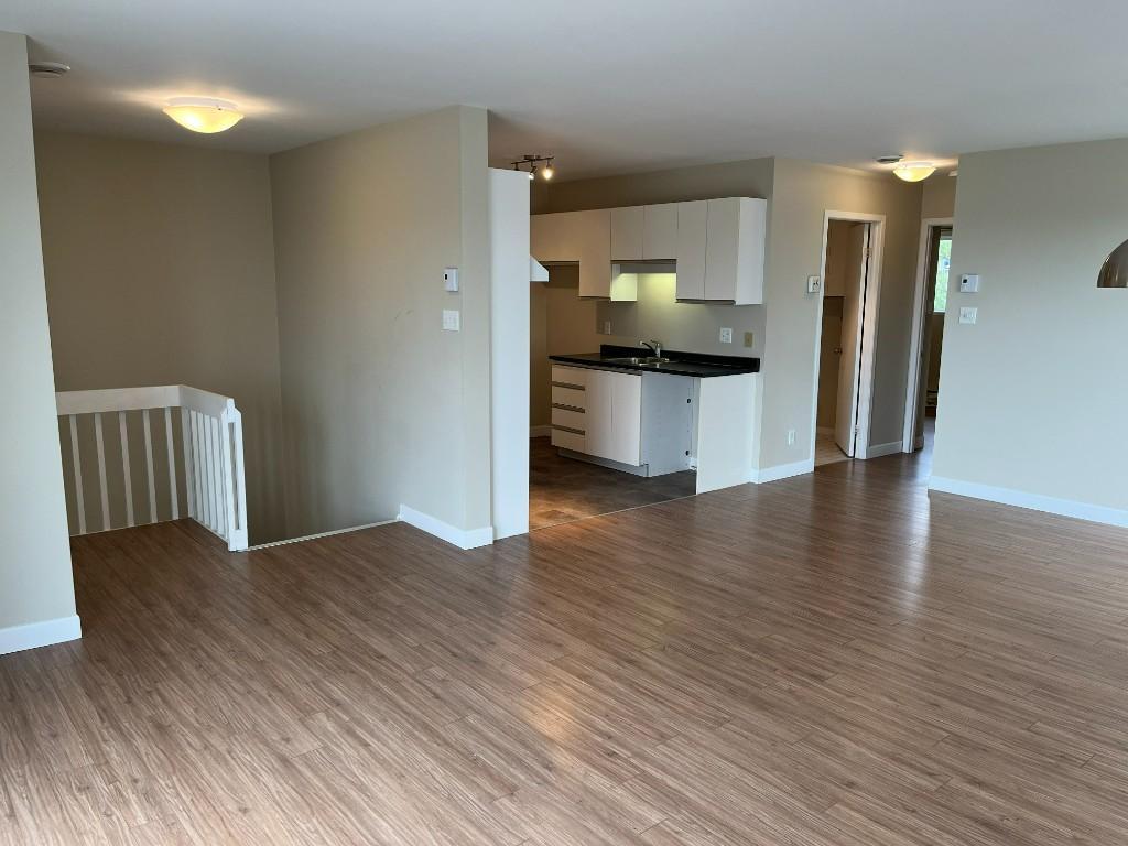 Grand, propre, bien situé, 4 1/2 2 chambres Appartement à louer Lévis /St-Nicolas | 3279272