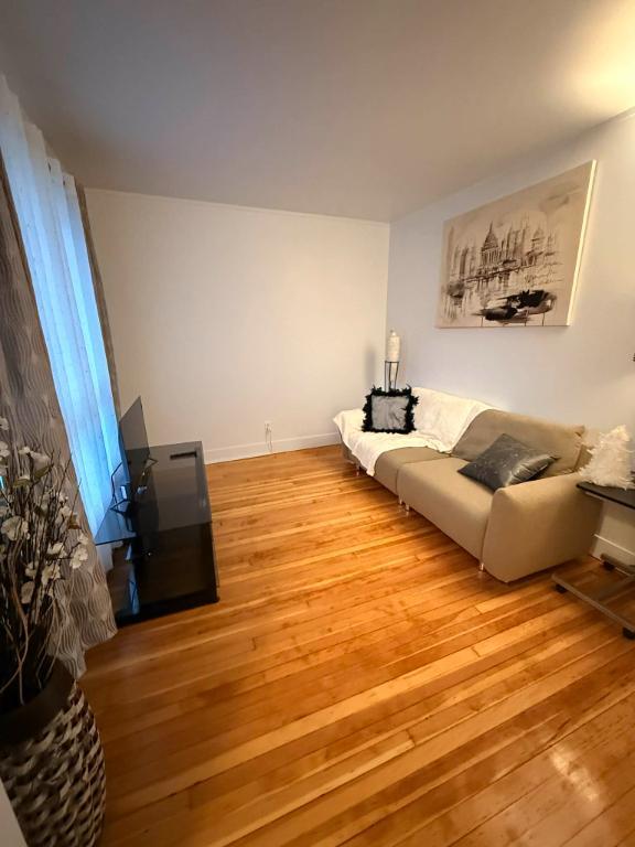 3 1/2 meublé | 3279284