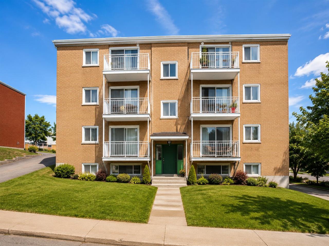 21 Rue Courchesne (Hull) Grand Logement Tout Près D'Ottawa | 3264362