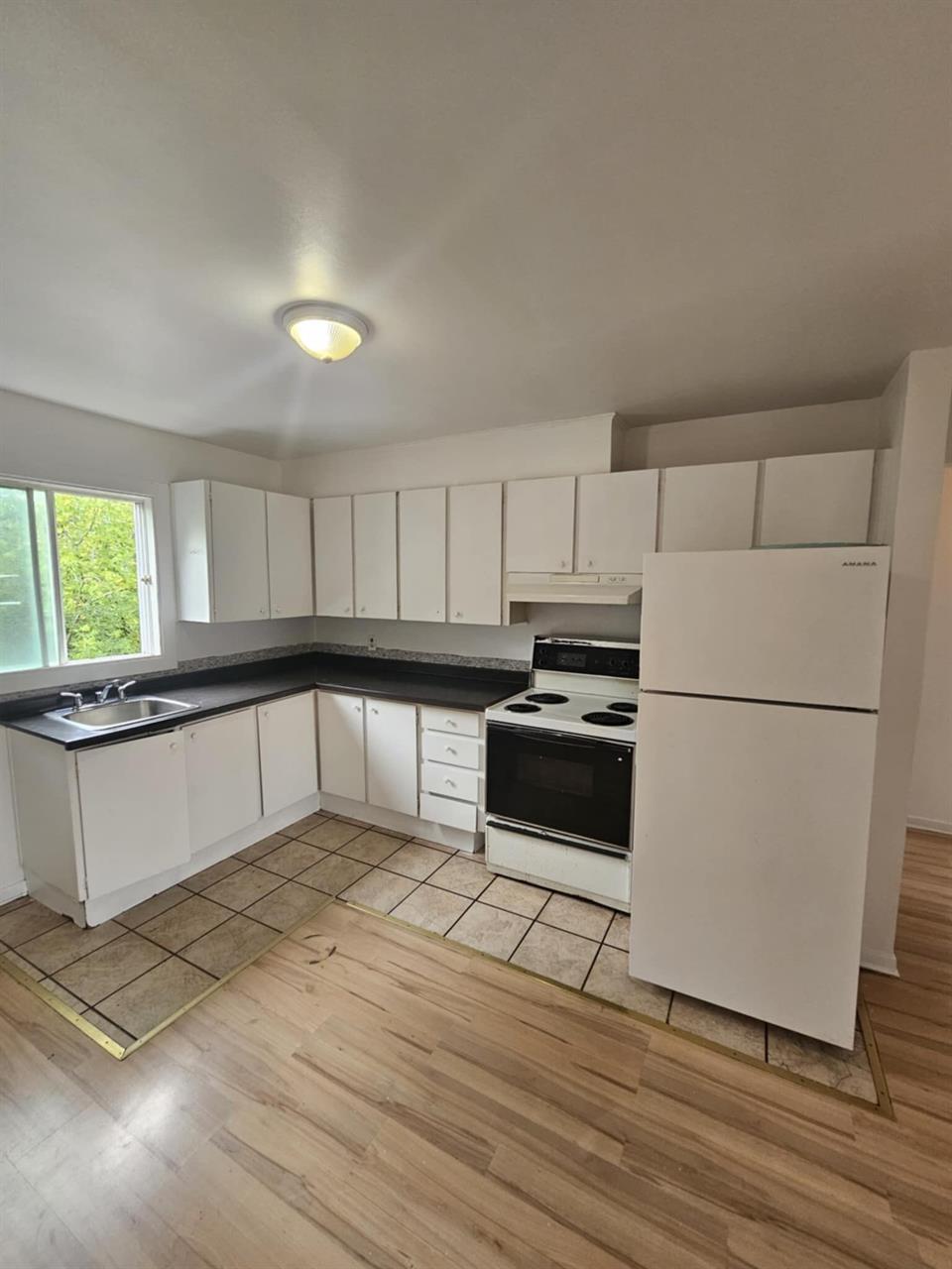 21 Rue Courchesne (Hull) Grand Logement Tout Près D'Ottawa | 3264362
