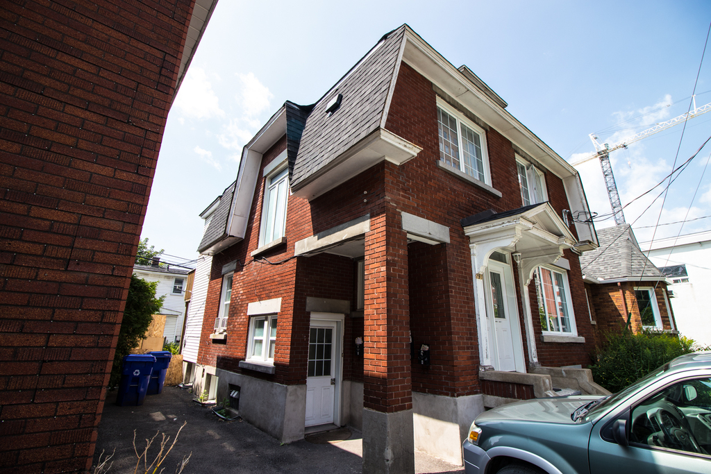 Beau Logement - 291 Notre-Dame-de-l'Île | 3245194