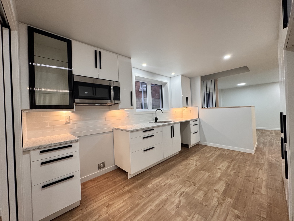 4 1/2 Rez-de-jardin Lumineux | 3265769