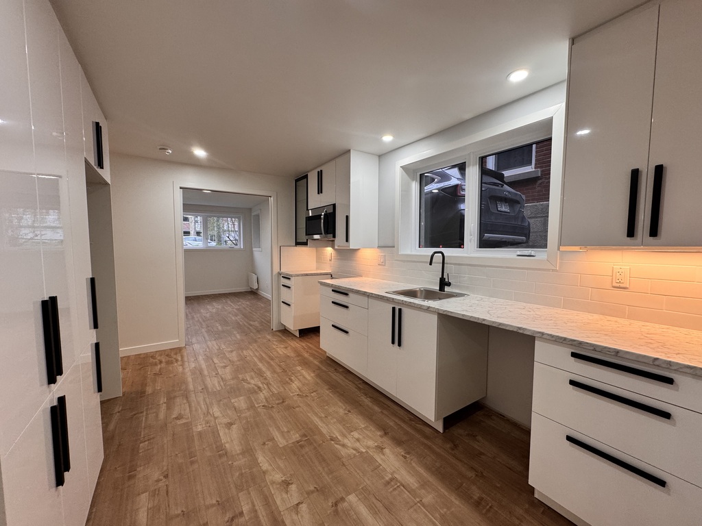 4 1/2 Rez-de-jardin Lumineux | 3265769