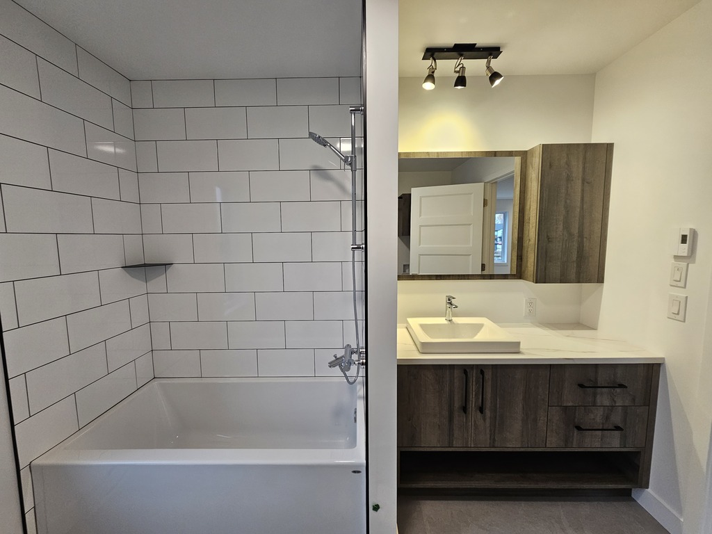 4 1/2 Construction 2023 *PROMOTION* | 3274693
