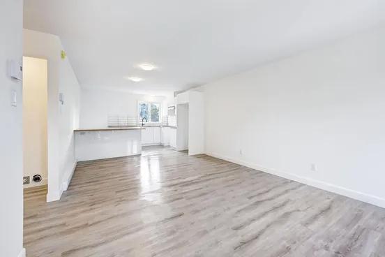 Appartements de 3 chambres entièrement rénovés avec entrée indépendante | 3281830