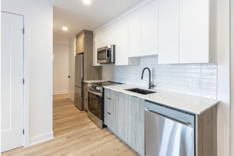 4 1/2 - Montréal (Centre-Sud) - 2 500 $/mois | 3282571