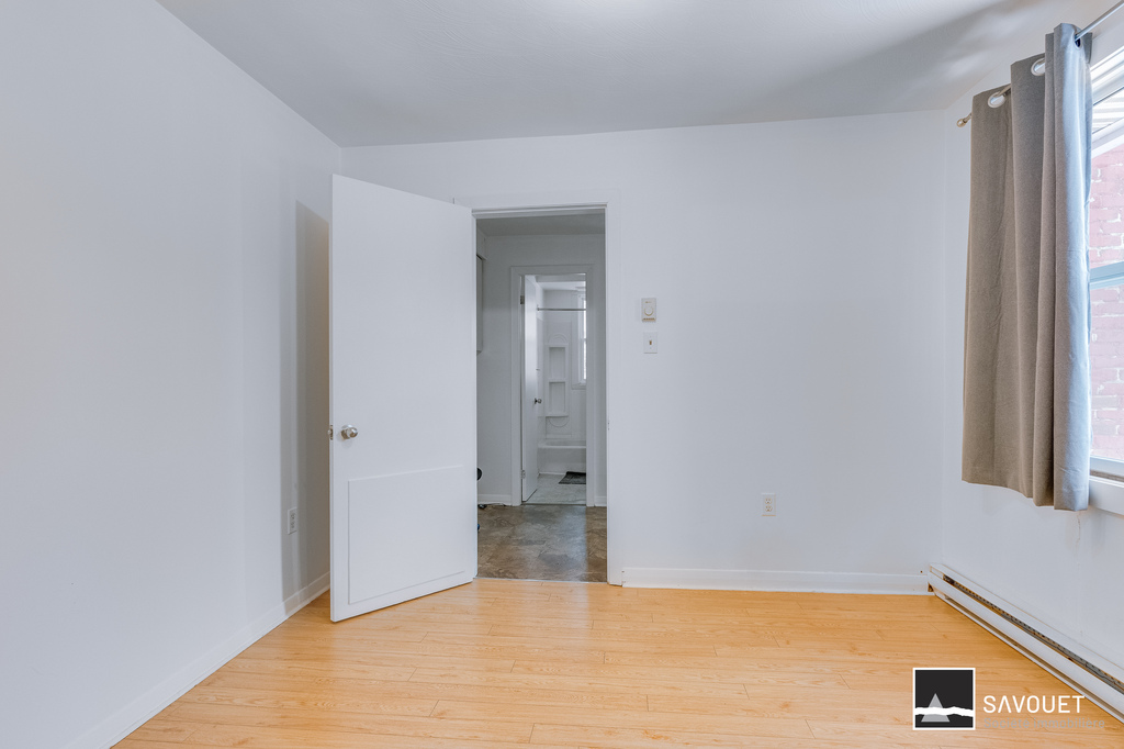 21/2 Semi Meublé | 3282070