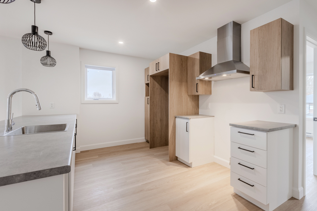 Magnifiques 5 1/2 à St-Gilles! | 3282277