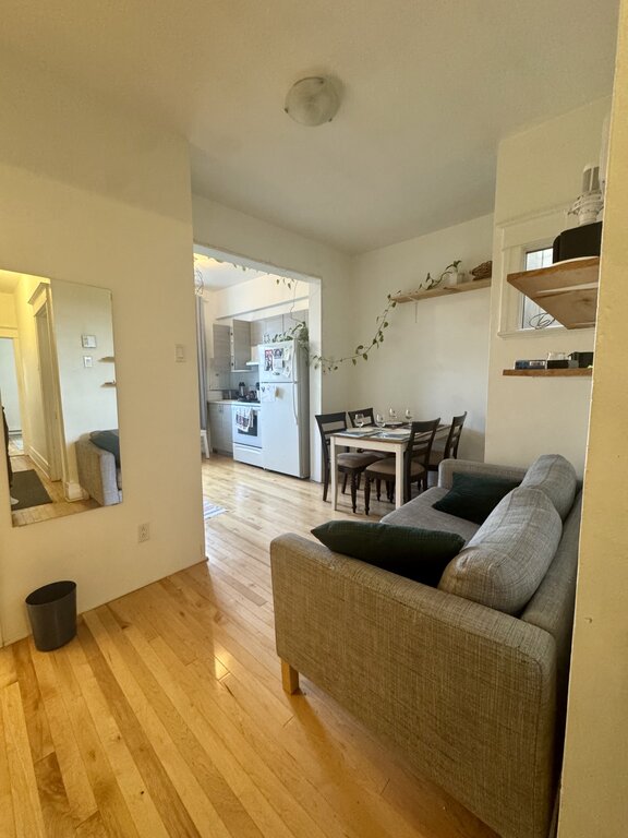 Villeray - Beau 3 1/2 Lumineux | 3267047