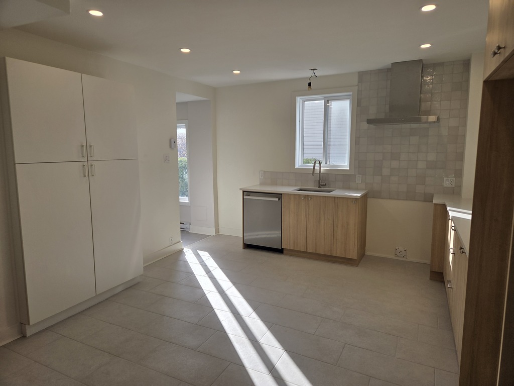 4 1/2 Rénové Laval-des-rapides | 3267222