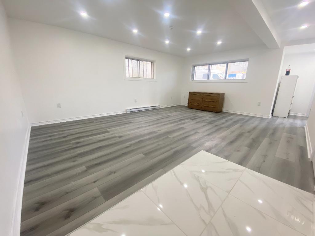 5 1/2 entièrement rénové à St-Léonard Semi sous-sol de triplex | 3281005