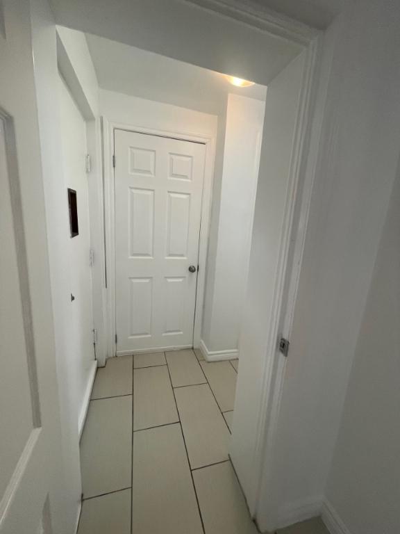 Louer apartment 3 1/2 rent Saint Leonard | 3282983