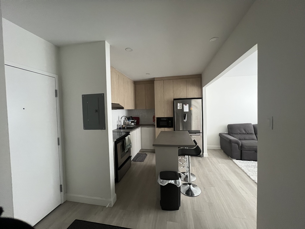 BEAU 3½|INTERNET ET EAU CHAUDE | 3275527
