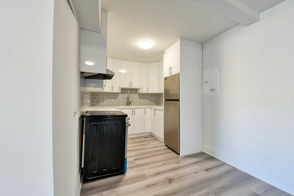 Beau 3 1/2 Ville Saint-Laurent | 3268298