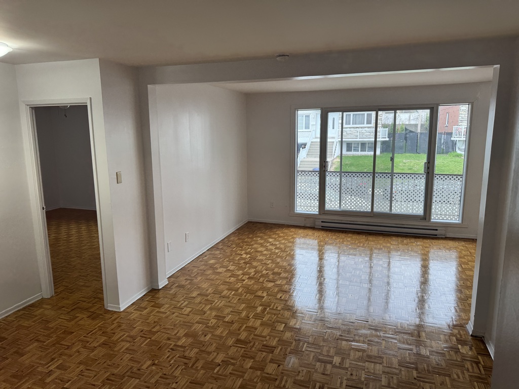 Laval, St-Vincent-de-Paul, Grand 4 1/2 à | 3278298