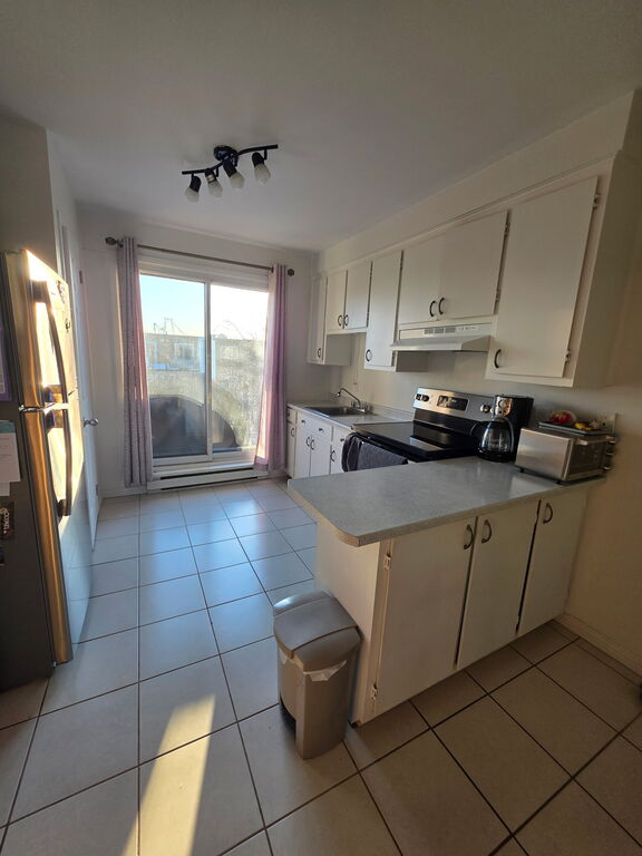 Laval-Des-Rapides, Grand 4 1/2 à Louer | 3278299