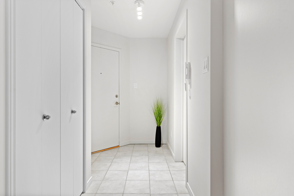 Appartement 41/2 à Louer Avec GARAGE | 3276378