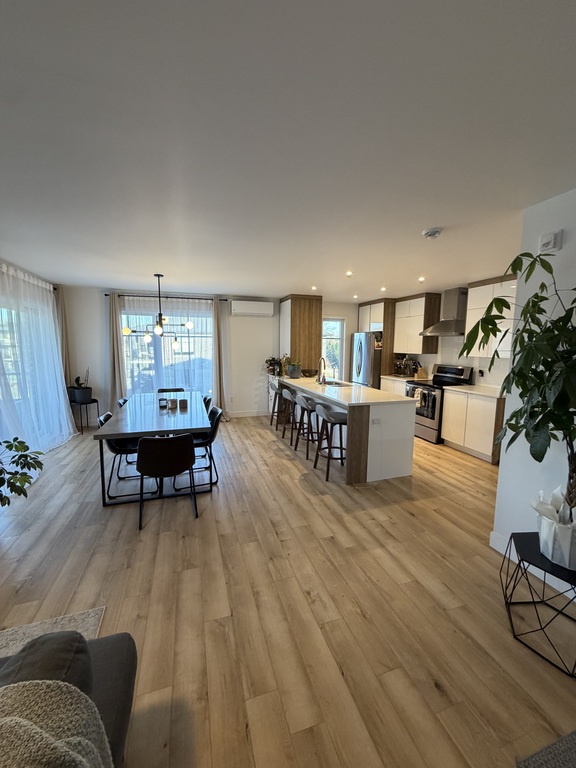 5 1/2 Disponible Dès Mi-juin | 3276386
