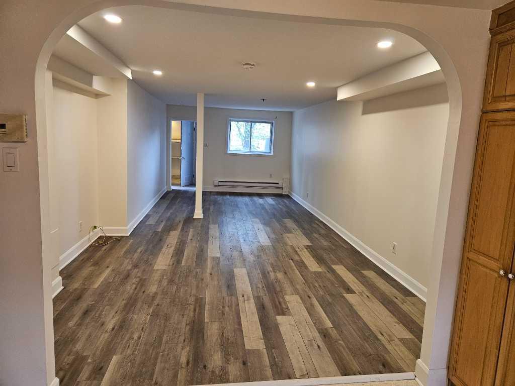 Grand 3 1/2 quartier St-Michel / Ahuntsic pour juillet | 3283506