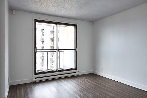 1 CH - 1 SDB - Longueuil - $1,400 /mo | 3283574