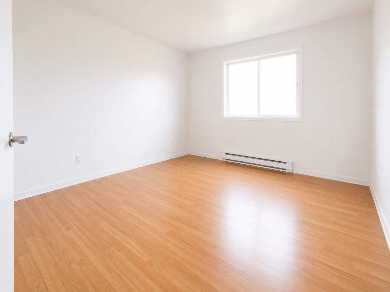 2 CH - 1 SDB - Longueuil - $1,450 /mo | 3283580