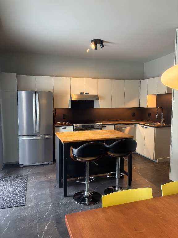 Magnifique logement 6½ sur deux étages – Verdun – tout meublé | 3283652