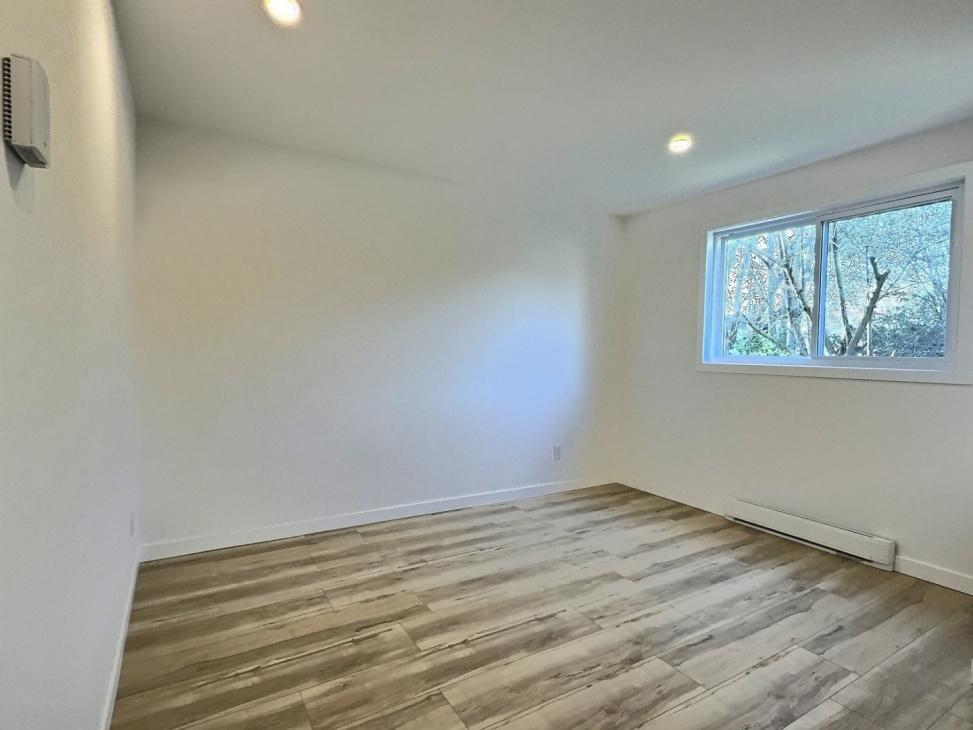 Grand 5 1/2 rénové à l'Ile-Bizard | 3283675