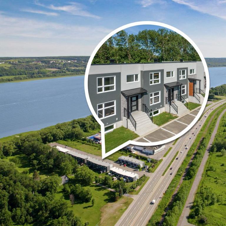 MAISON DE VILLE À LOUER - Dispo 1er juillet- L'ANGE-GARDIEN- QUÉBEC | 3280045