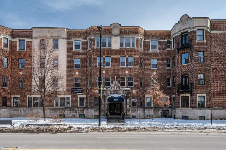2 CH - 1 SDB - Montréal - $2,850 /mo | 3283680