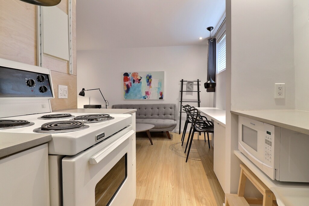 Beau Studio Meublé TOUT COMPRIS(Plateau) | 3269415