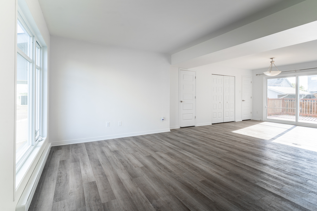 Grand 3 Chambres Sur 2 étages à Louer | 3269626