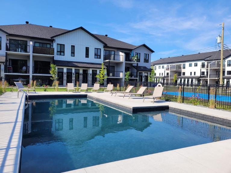 2 CH - 1 SDB - Granby - $1,550 /mo | 3276654