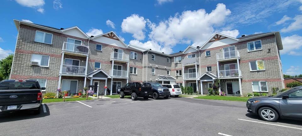 Beau 4 ½ rénové Saint-Jean-sur-Richelieu – location maintenant | 3284338